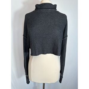 Urban Outfitters Out From Under Turtleneck Size Medium NWT